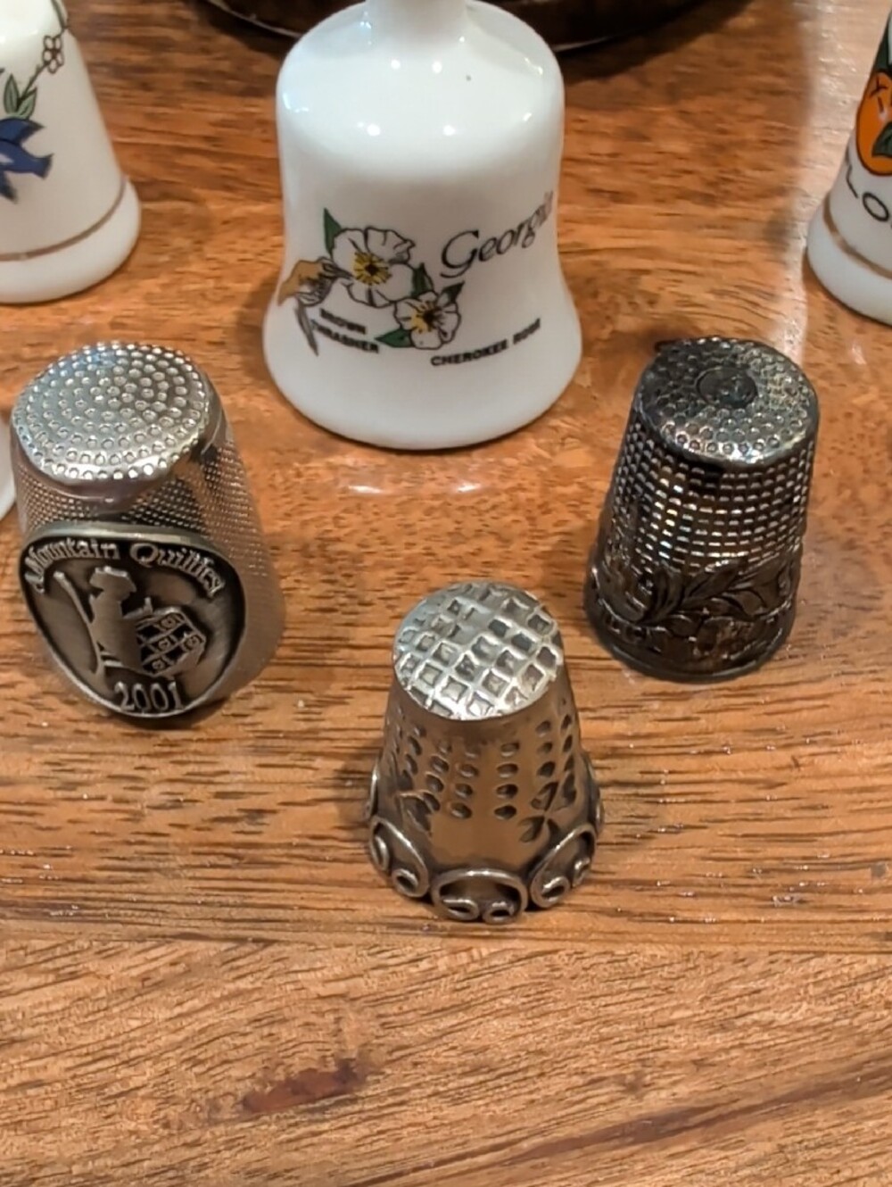 Assorted Collectible Thimble Set - Ceramic & Metal - Picture 3 of 14